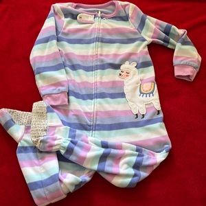 Carters size 3T one size